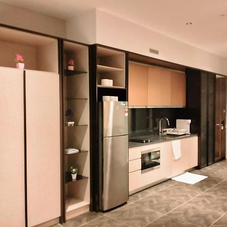 Scarletz Suites Klcc By Luxe Suites Kuala Lumpur Luaran gambar