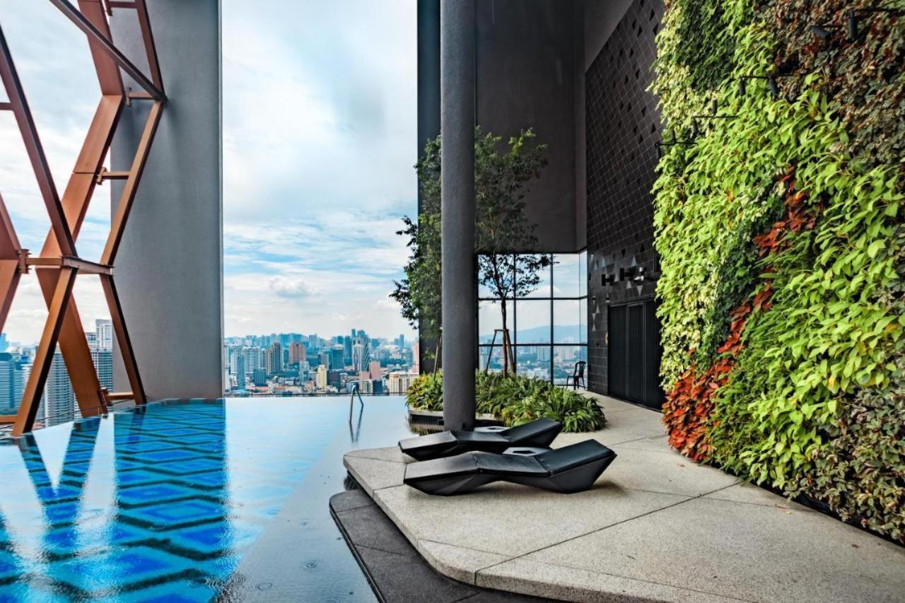 Scarletz Suites Klcc By Luxe Suites Kuala Lumpur Luaran gambar