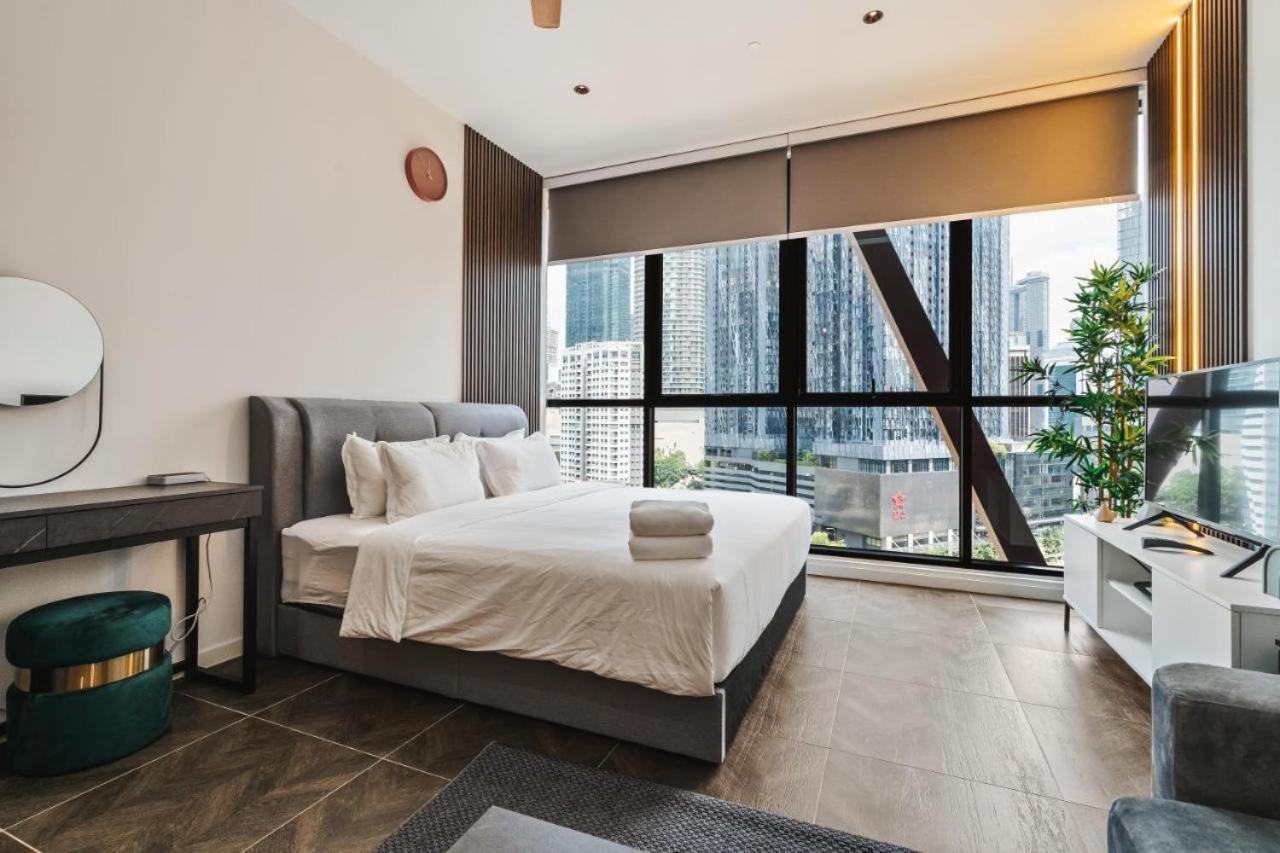 Scarletz Suites Klcc By Luxe Suites Kuala Lumpur Luaran gambar