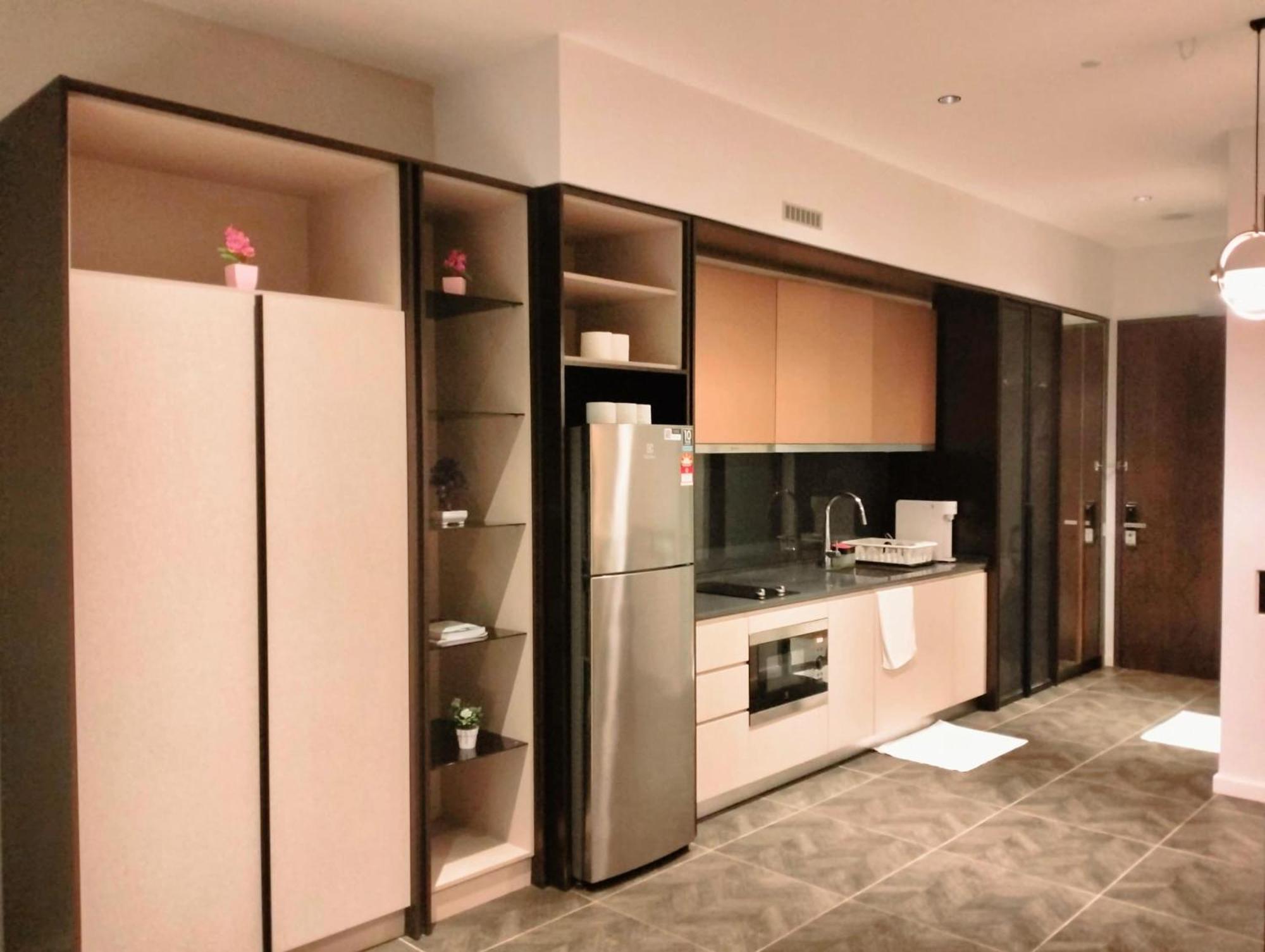 Scarletz Suites Klcc By Luxe Suites Kuala Lumpur Luaran gambar